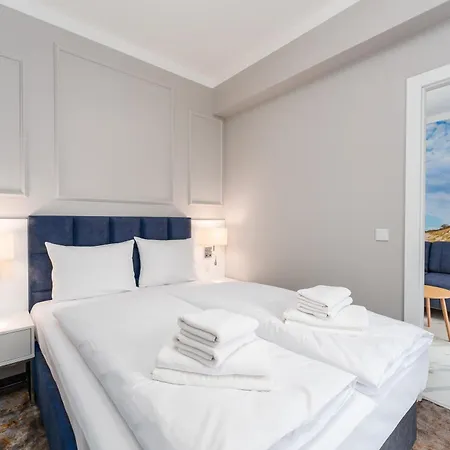 Baltic Park Iib Z Basenem Letnim By Holidaysun Apartment *